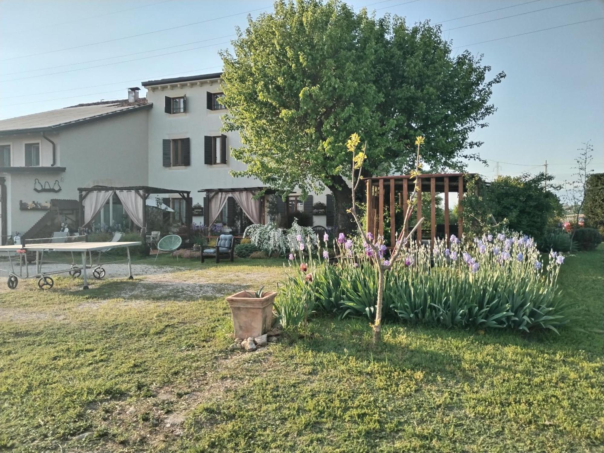 Ca' Blanca Bed & Breakfast Castelnuovo del Garda Luaran gambar